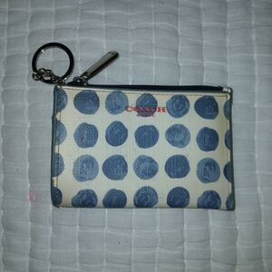 Coach Bleecker Painted Dot Coated Canvas Zippy Key Chain Blue And Cream
